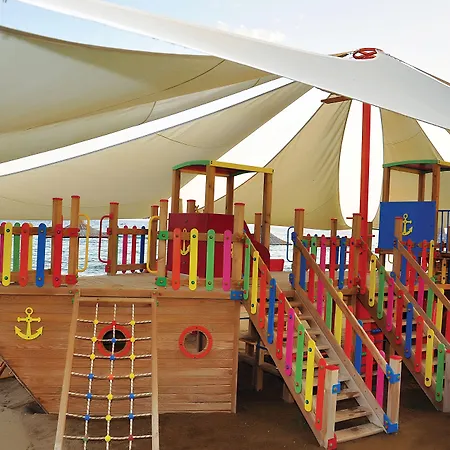 Voyage Sorgun מלון